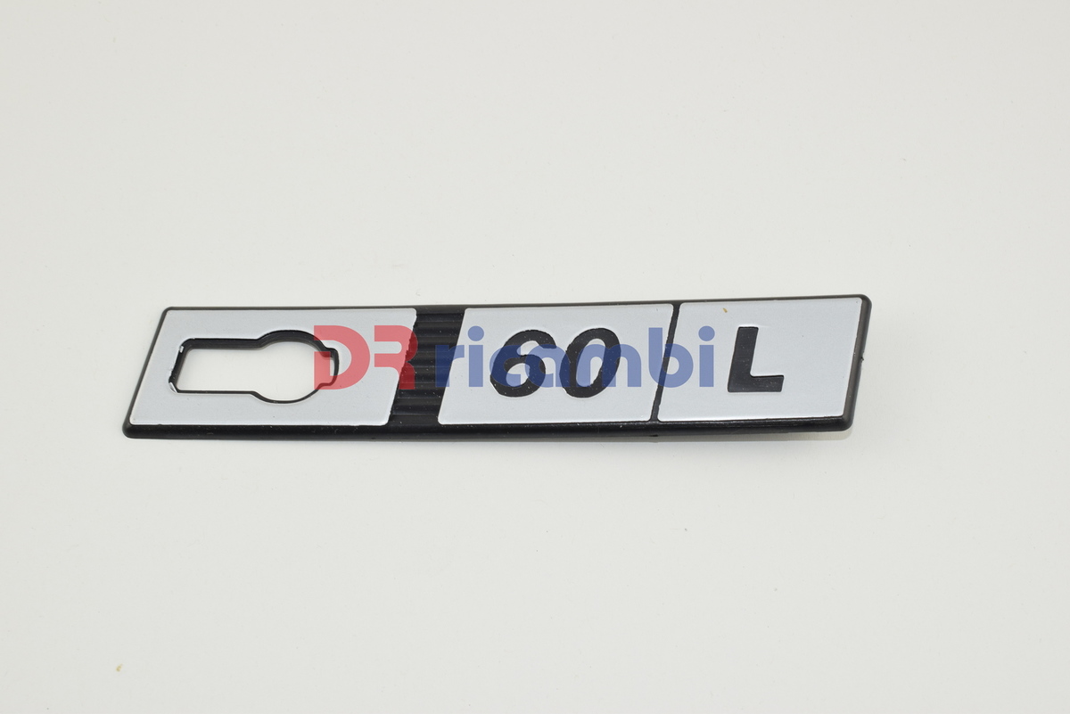 LOGO FREGIO SIGLA MODELLO FIAT RITMO &quot; 60 L &quot; LATO DESTRO DR0423