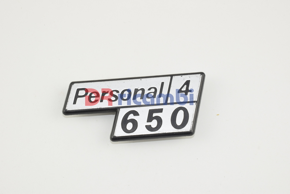 LOGO FREGIO SIGLA MODELLO FIAT &quot; PERSONAL 4 650 &quot; COFANO POSTERIORE DR0435