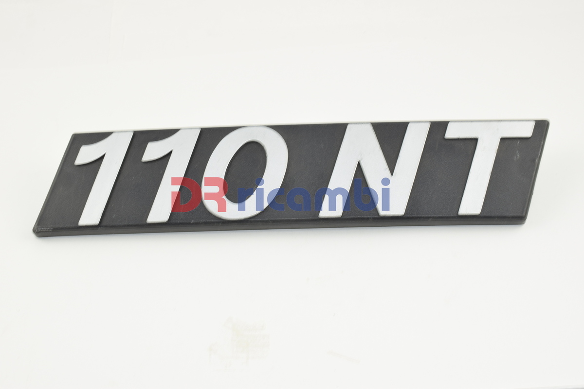 LOGO FREGIO SIGLA MODELLO FIAT &quot; 110 NT &quot; DR0475