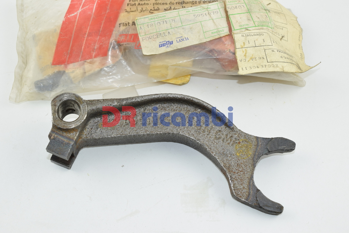 FORCELLA SELEZIONE MARCE CAMBIO FIAT CAMPAGNOLA AR76 FIAT 4418389 5951079