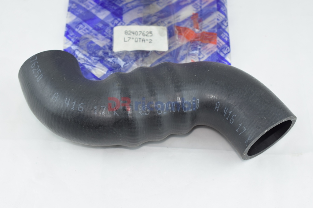 TUBO FLESSIBILE DA INTERCOOLER A COLLETTORE FIAT CROMA LANCIA THEMA 82407625