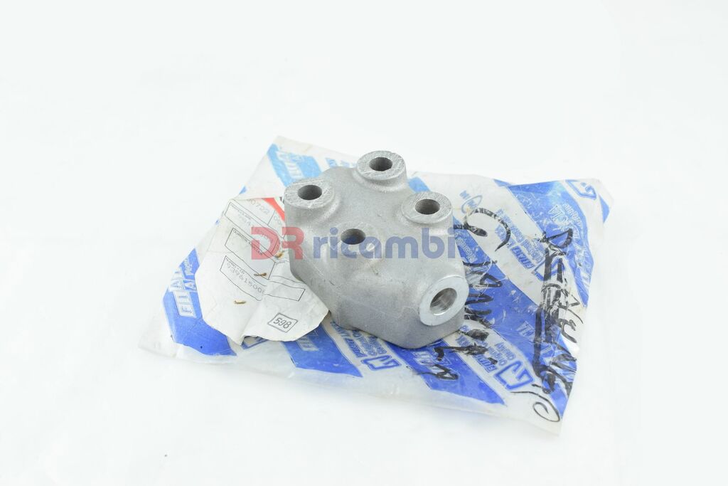 SUPPORTO COMPRESSORE CONDIZIONATORE ARIA FIAT CROMA - LANCIA THEMA FIAT 98418383