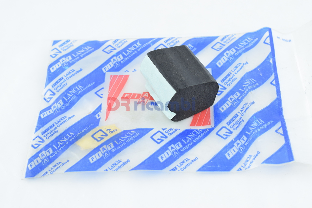 TASSELLO ELASTICO BILATERALE CAPPELLIERA RIVESTIMENTO INT. LANCIA Y10  7771663