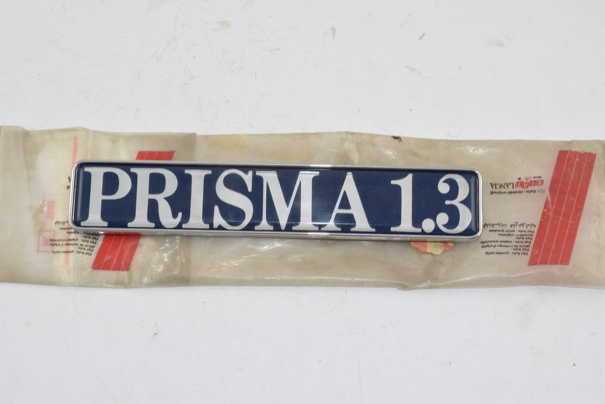 LOGO FREGIO SIGLA MODELLO LANCIA &quot; PRISMA 1.3 &quot; LANCIA 82427239