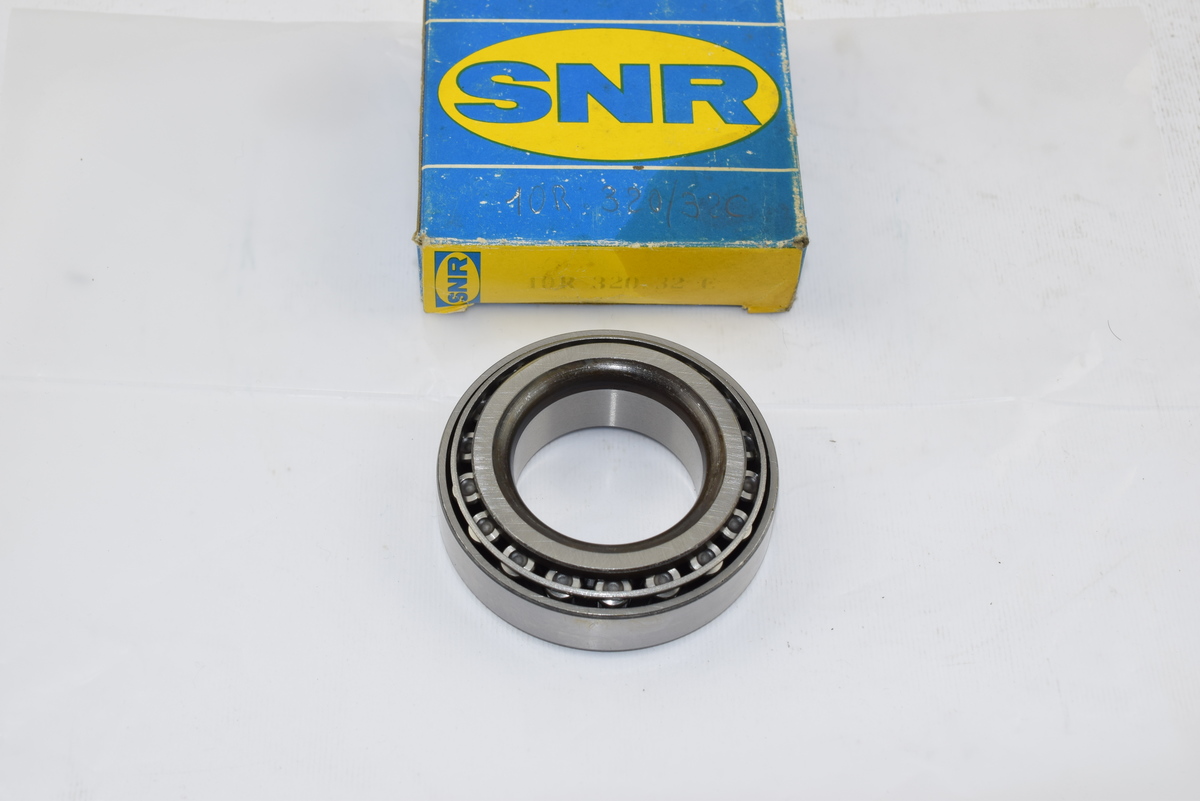 CUSCINETTO RULLI CONICI RUOTA ANTERIORE PEUGEOT 504 SNR 10R320/32C - D. 32x58x17