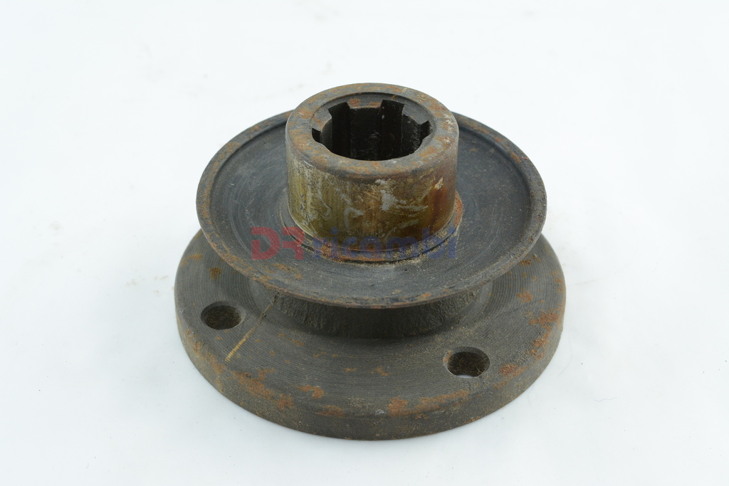 FLANGIA PIGNONE DIFERENZIALE ATTACCO TRASMISS FIAT 1100 R 124 SPORT FIAT 4099400