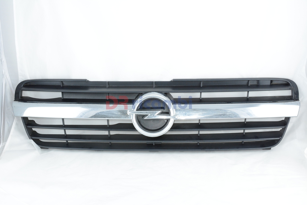 MASCHERINA GRIGLIA PARAURTI ANTERIORE CENTRALE OPEL AGILA A(2000-20007) 09212425