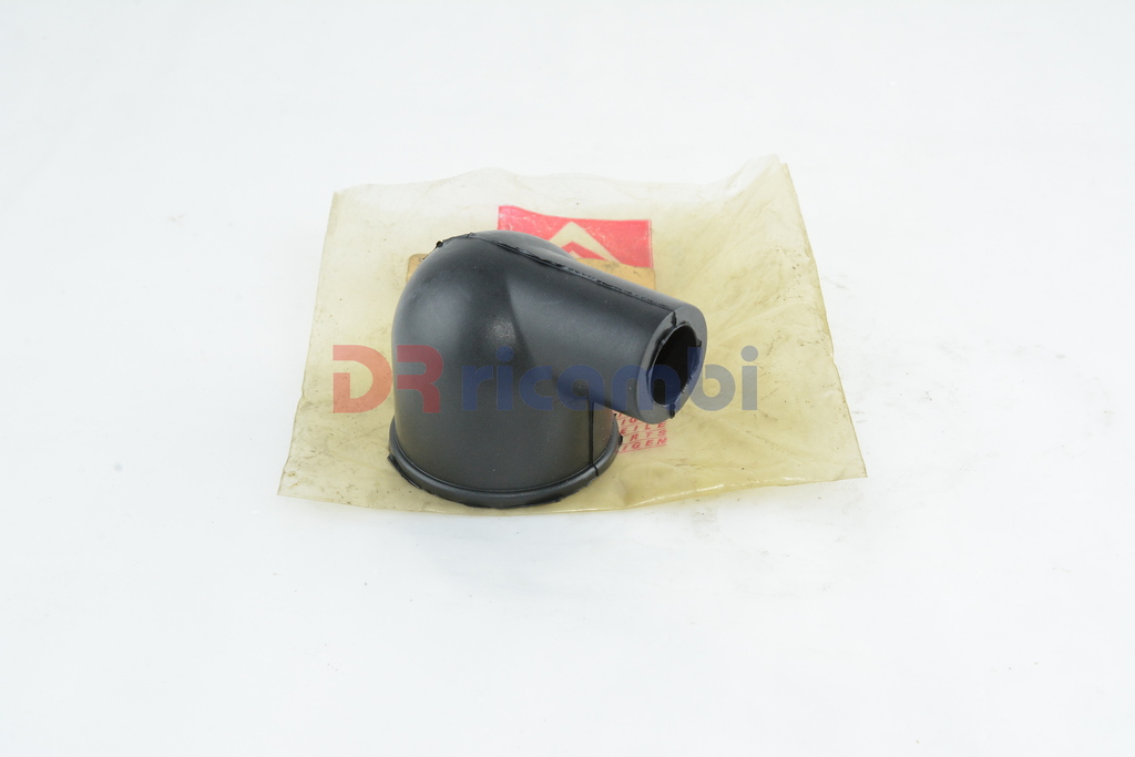 SFIATO IN GOMMA VAPORI OLIO TRA COPERCHIO PUNTERIE  FILTRO ARIA CITROEN 95548289