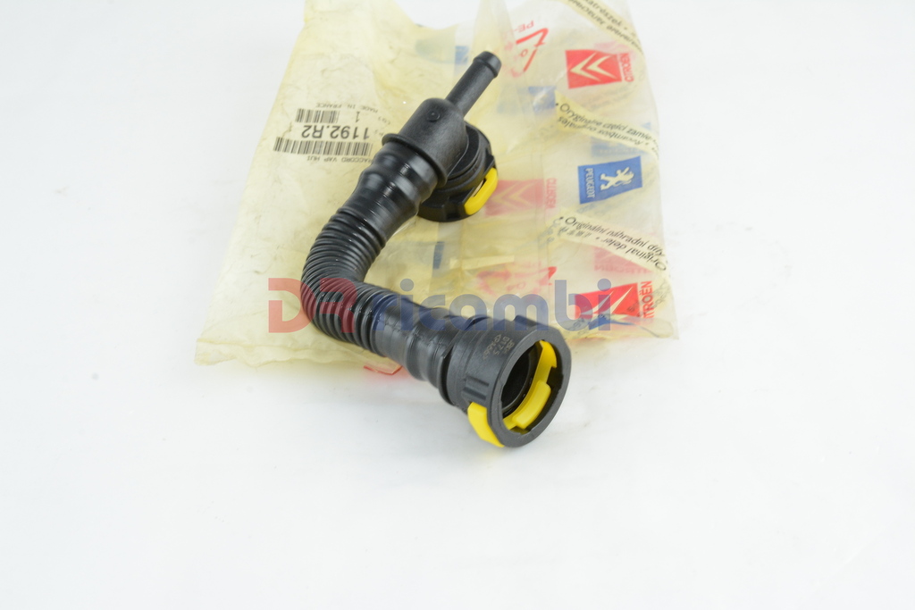 TUBO IN PLASTICA SFIATO VAPORI OLIO CITROEN SAXO XSARA PEUGEOT 106 306 - 1192R2