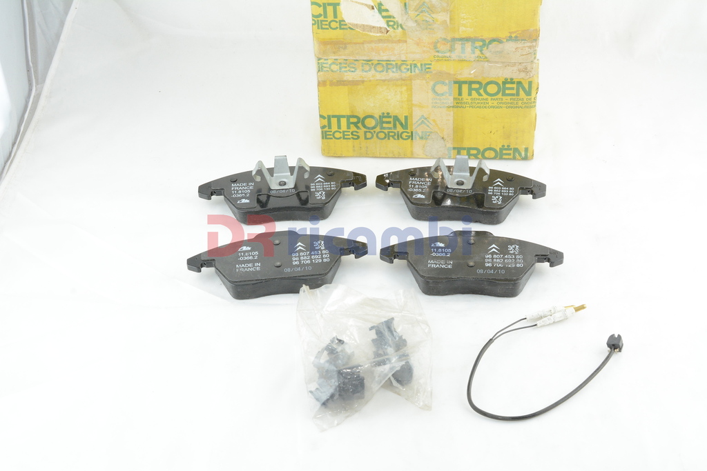 KIT SERIE PASTIGLIE FRENI A DISCO ANTERIORI CITROEN C4 PEUGEOT 207 208 - 425488