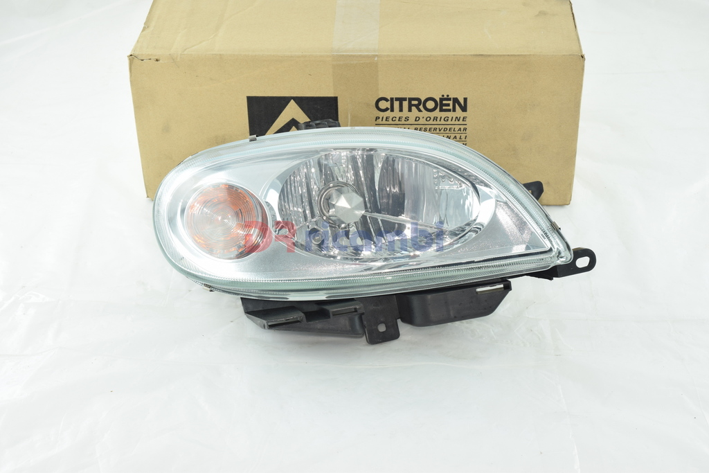 FARO FANALE PROIETTORE ANTERIORE SINISTRO CITROEN SAXO (1996-2004) - 6205W2 