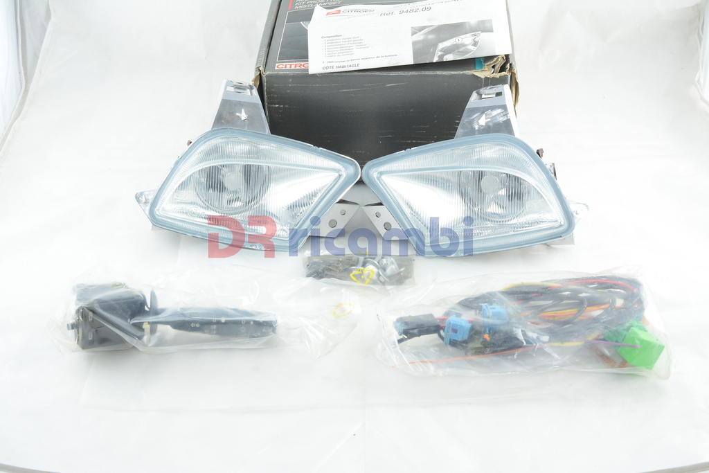 KIT FARI FENDINEBBIA ANTERIORI E INTERRUTTORE LUCI CITROEN XSARA- CITROEN 948209