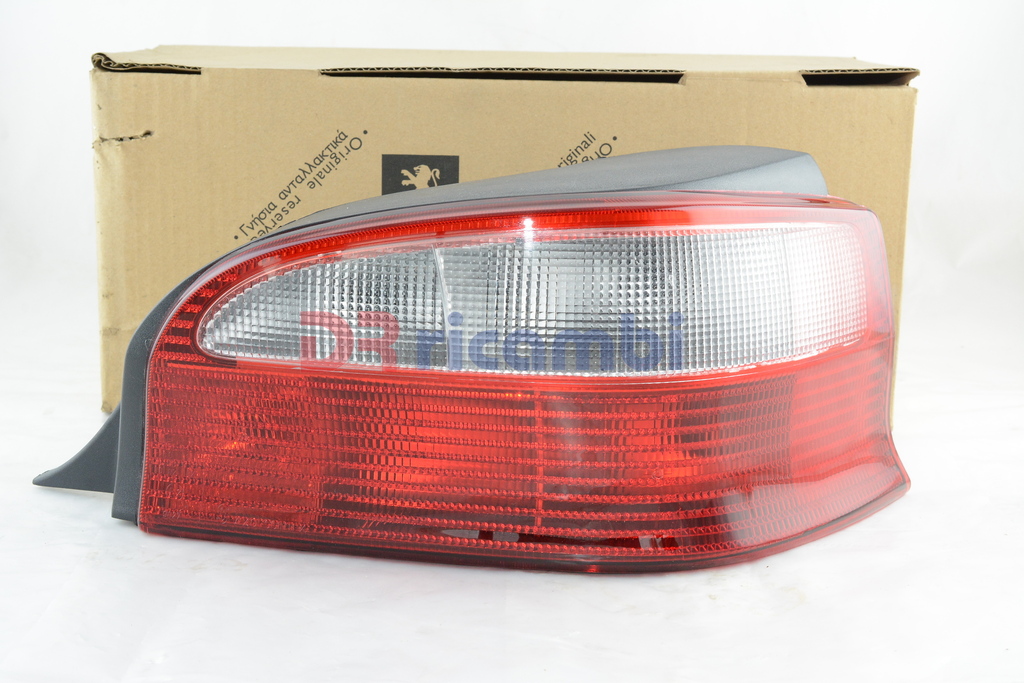 FANALE FARO LUCE STOP POSTERIORE LATERALE DESTRO CITROEN SAXO - CITROEN 6351L8