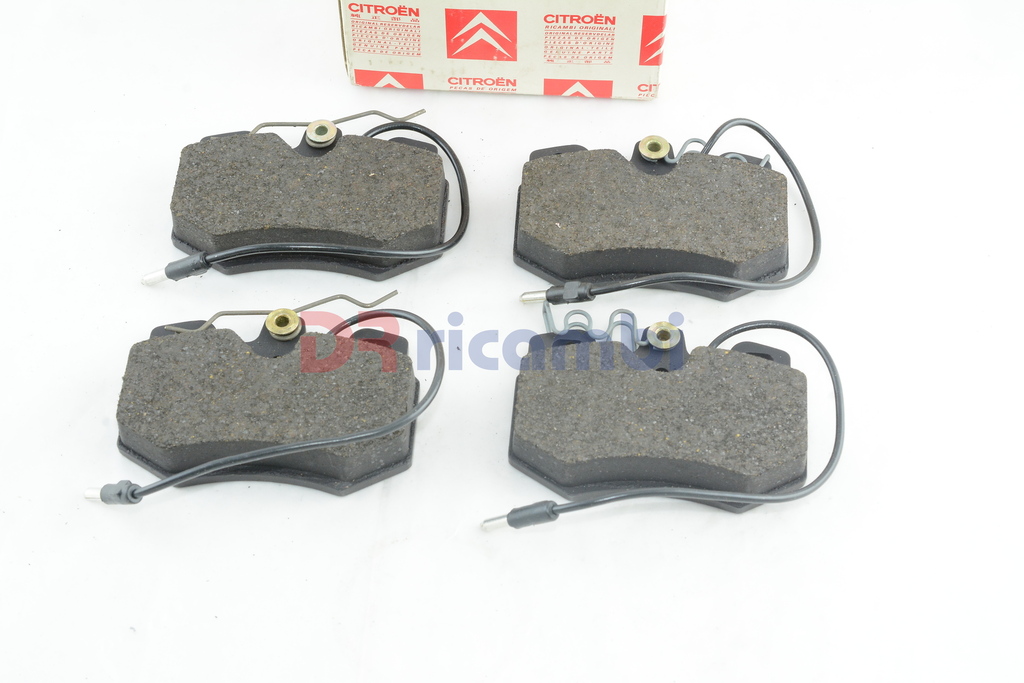 SERIE PASTIGLIE FRENO ANT. CITROEN C15 VISA PEUGEOT 205 305 309 CITROEN 95647733