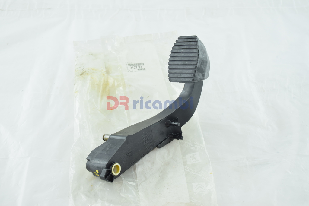 PEDALE COMANDO FRIZIONE CITROEN C2 C3 - CITROEN 2127S1 2127.61