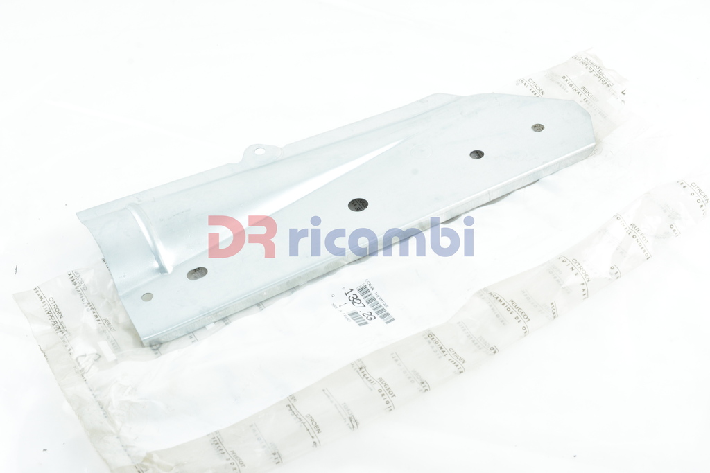 SCUDO TERMICO PROTEZIONE PARTE DEL RADIATORE PEUGEOT 106 PEUGEOT 132723  1327.23