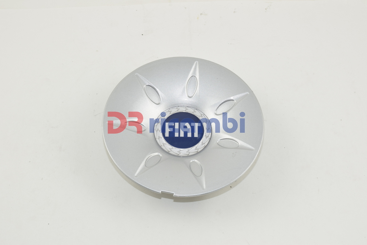 COPPA COPRI RUOTA FIAT ( D. ESTERNO 13,5 mm - D. INTERNO 5,5 mm ) DR0612