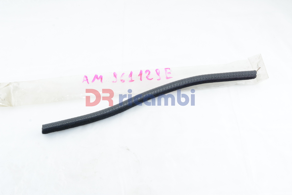 GUARNIZIONE PROFILATO IN GOMMA VETRO PORTIERA LATERALE CITROEN AM - AM961129E