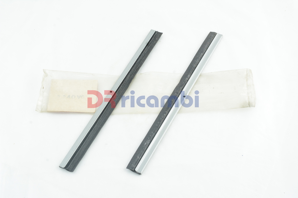 SERIE SPAZZOLE BRACCIO TERGICRISTALLO PARABREZZA PER VOLKSWAGEN T1 - 3.240VG