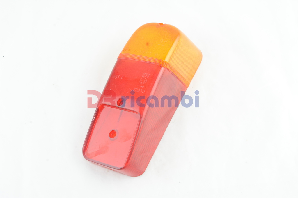 PLASTICA FANALE LUCE POSTERIORE FRECCIA STOP PER FIAT 600 E - ARIC 44105535