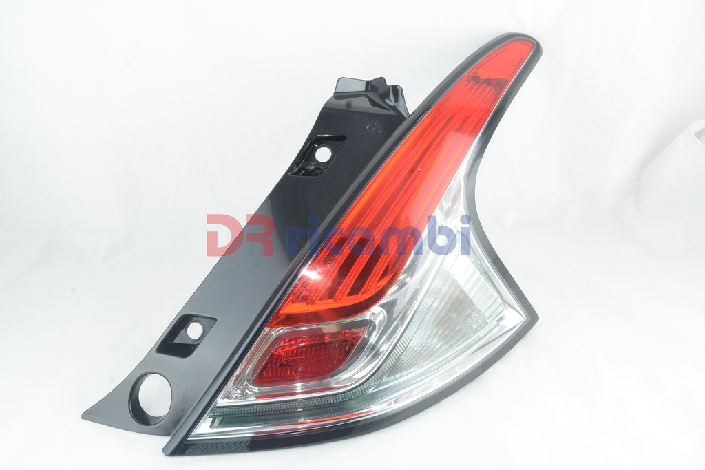 FANALE FARO LUCE STOP LAMPADINA POSTERIORE DESTRO LANCIA YPSILON 11-21- 51833630