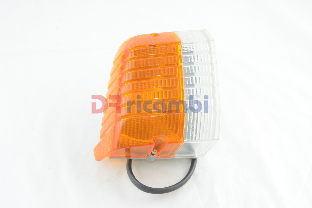 FANALE FANALINO LUCE FRECCIA ANTERIORE DESTRA PER PEUGEOT 305 - 4006D/1