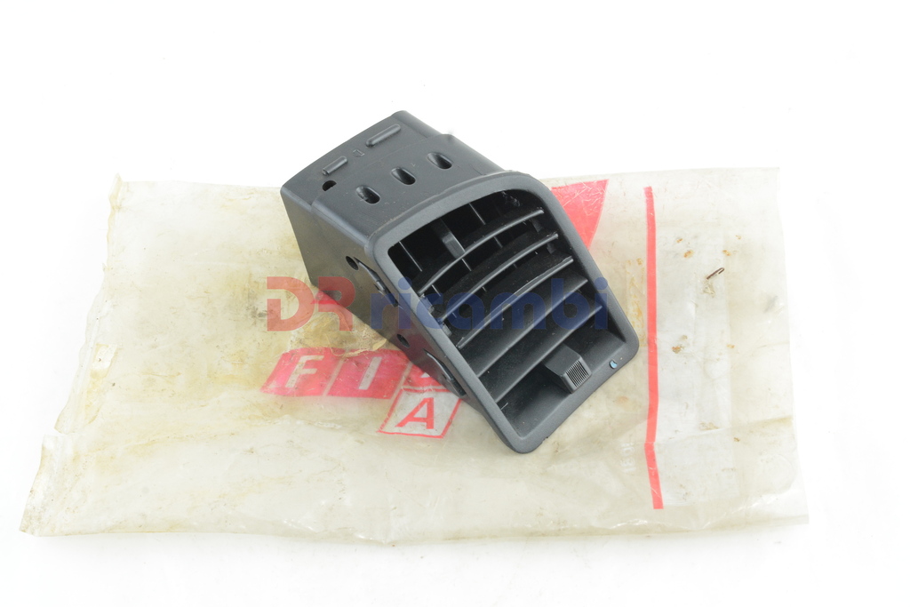 PRESA D'ARIA DIFFUSSORE ANTERIORE LATO DESTRO FIAT RITMO 1983-1988 FIAT 4461861