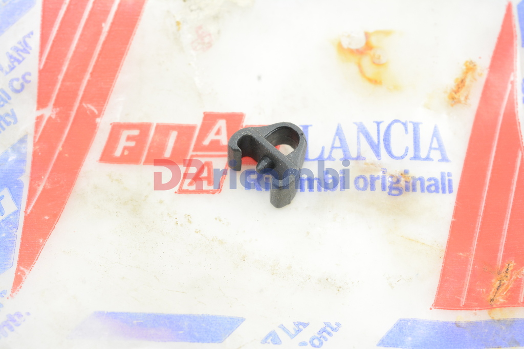 GRAFFETTA MOLLETTA CLIP FISSAGGIO FIAT AUTO VETTURA EPOCA - FIAT 5888502