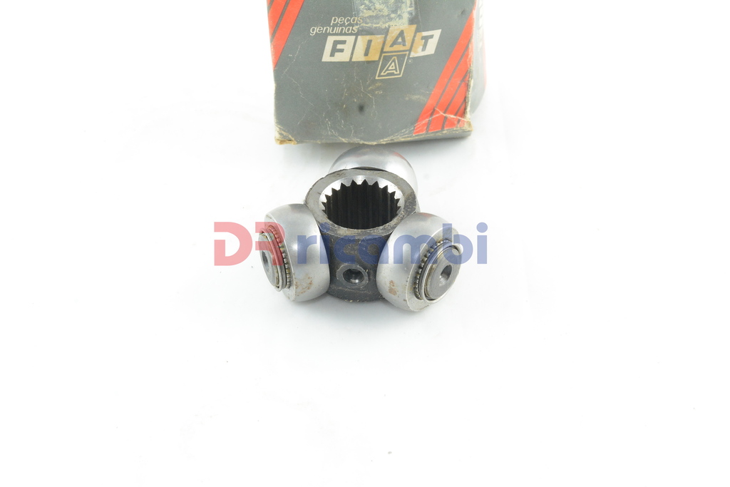 CROCIERA TRIPOIDE SEMIASSE FIAT127 R/82 FIORINO UNO - FIAT 7508720  VEMA 775 