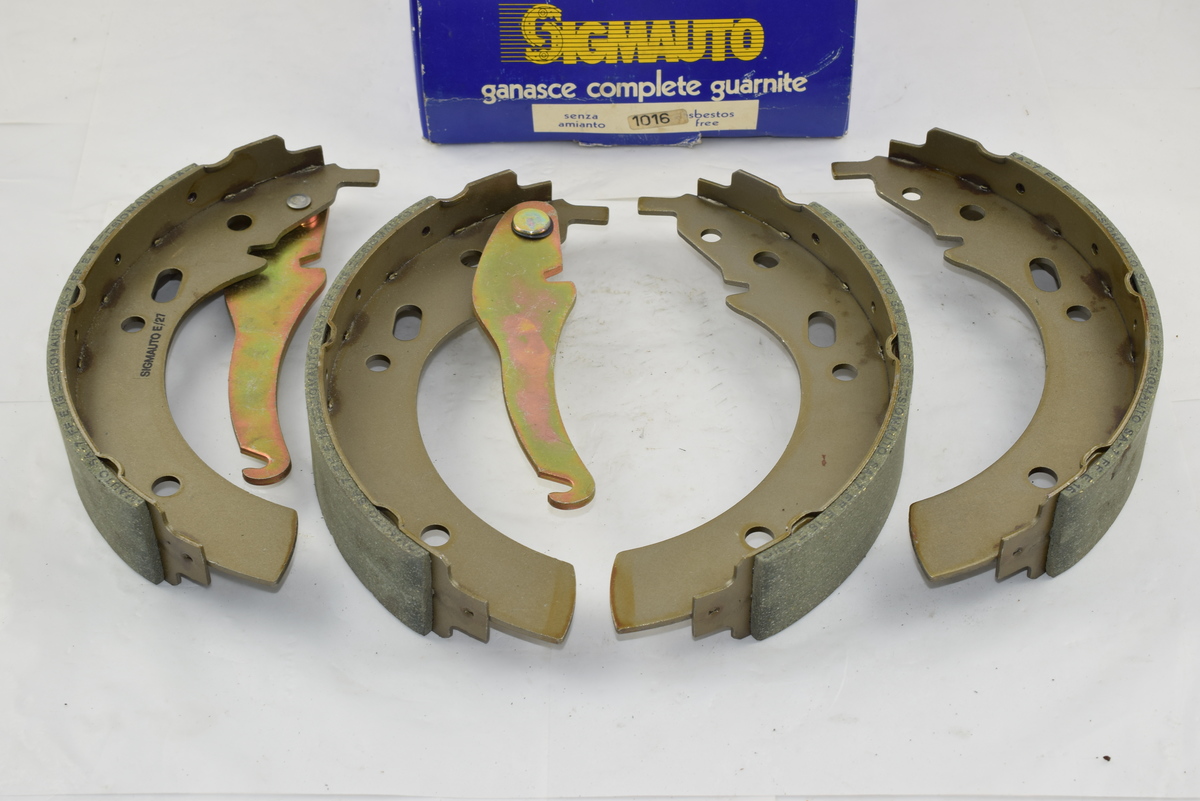 SERIE GANASCE FRENO POSTERIORI BMW 3 5 - SIGMAUTO 1016