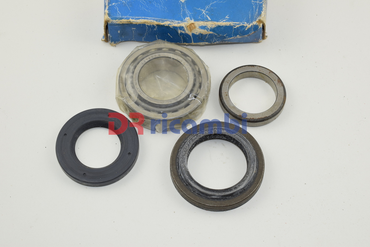 KIT CUSCINETTI RUOTA POSTERIORE VOLVO 740 760 GLE 1982 &gt; SKF VKBA 733  331459 B