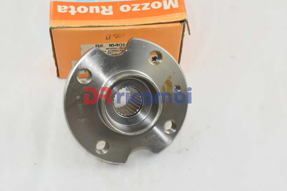 MOZZO RUOTA ANTERIORE ALFA 33 DAL '90  ALFA ROMEO 60559321 - VEMA 16401