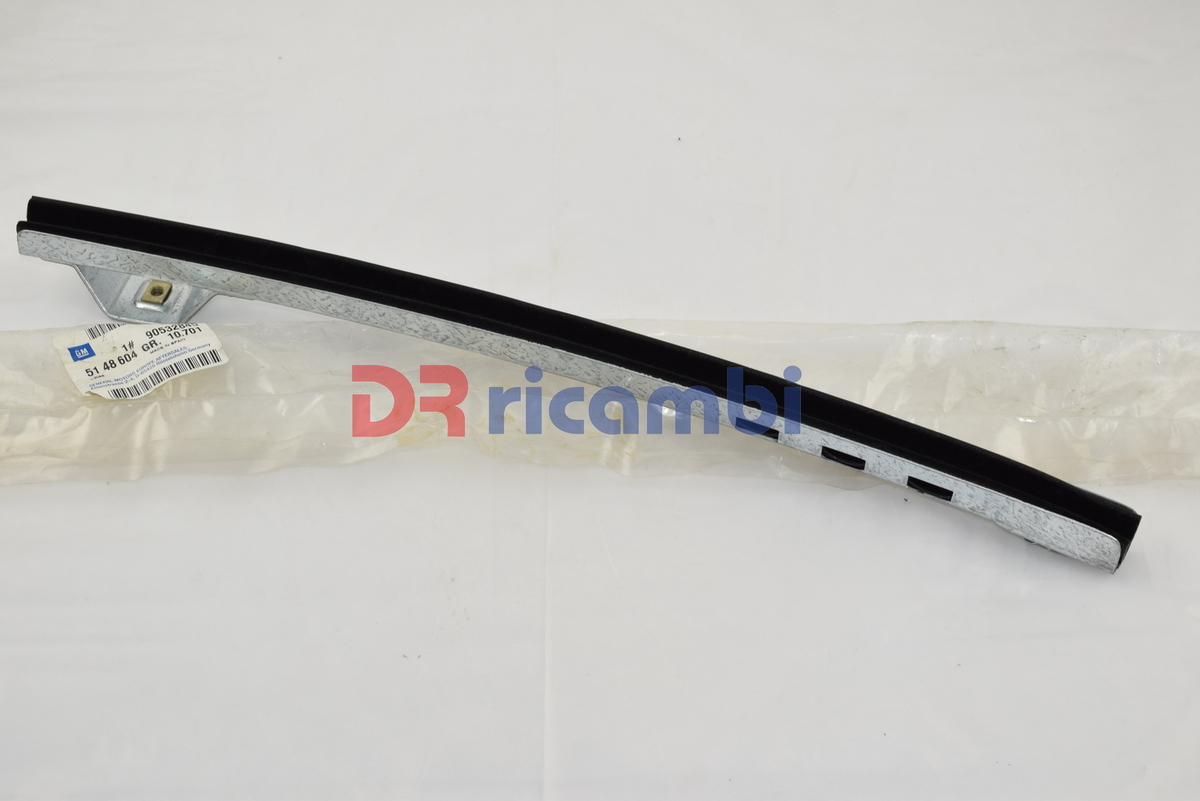 CANALINO VETRO POSTERIORE DESTRO OPEL CORSA B TIGRA A - OPEL 5148604 90532845