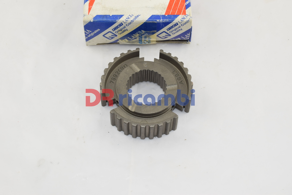 MOZZO CAMBIO III e IV Velocità FIAT PUNTO BRAVO UNO  LANCIA Y 7692480 46755185