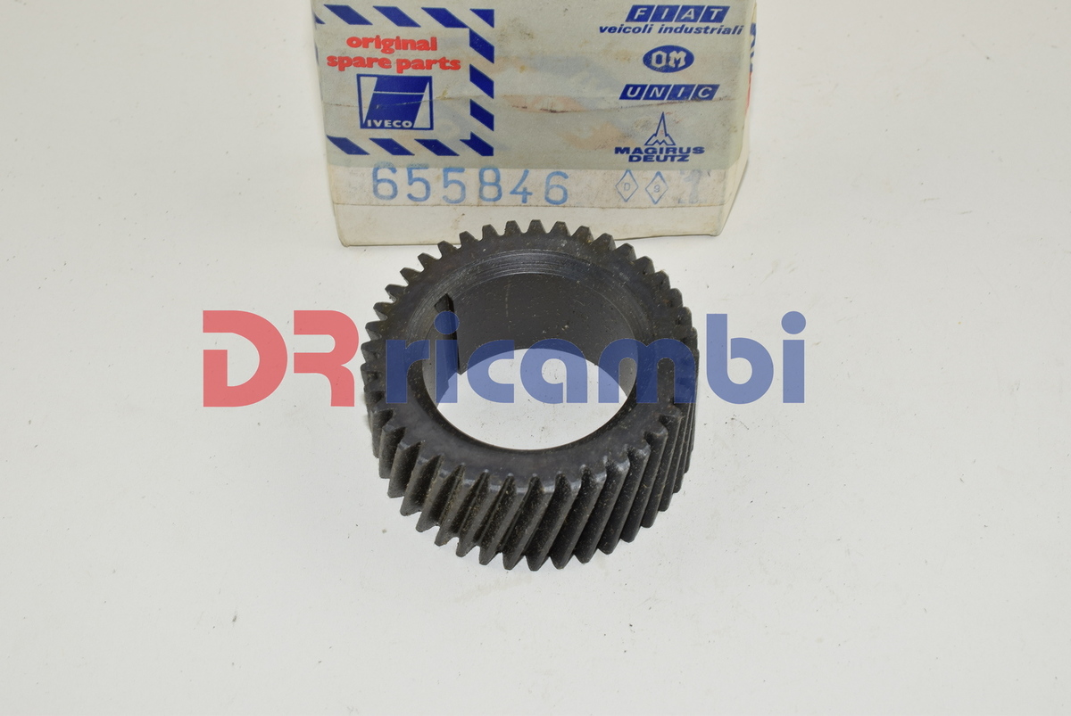 INGRANAGGIO COMANDO POMPA OLIO IVECO 40 50 NC 110 NC FIAT AGRI 450 480 4655846 