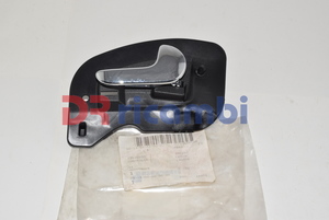 [136036] MANIGLIA INTERNA ANTERIORE DESTRA CROMATA OPEL CORSA C OPEL 136036 - GM 13122255