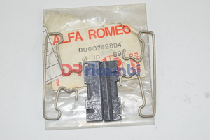 [60749884] KIT MOLLE E FERMI ACCESSORI PINZA FRENI ANTERIORI ALFA ROMEO 33 ALFA 60749884