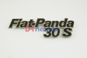 [DR0450] LOGO FREGIO SIGLA MODELLO FIAT &quot; FIAT PANDA 30 S &quot; SCRITTA NERA BORDO ORO DR0450